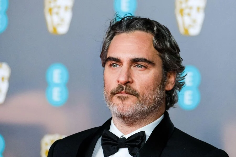 Joaquin Phoenix Menghadapi Kehidupan Dengan Keberanian Dan Kreativitas