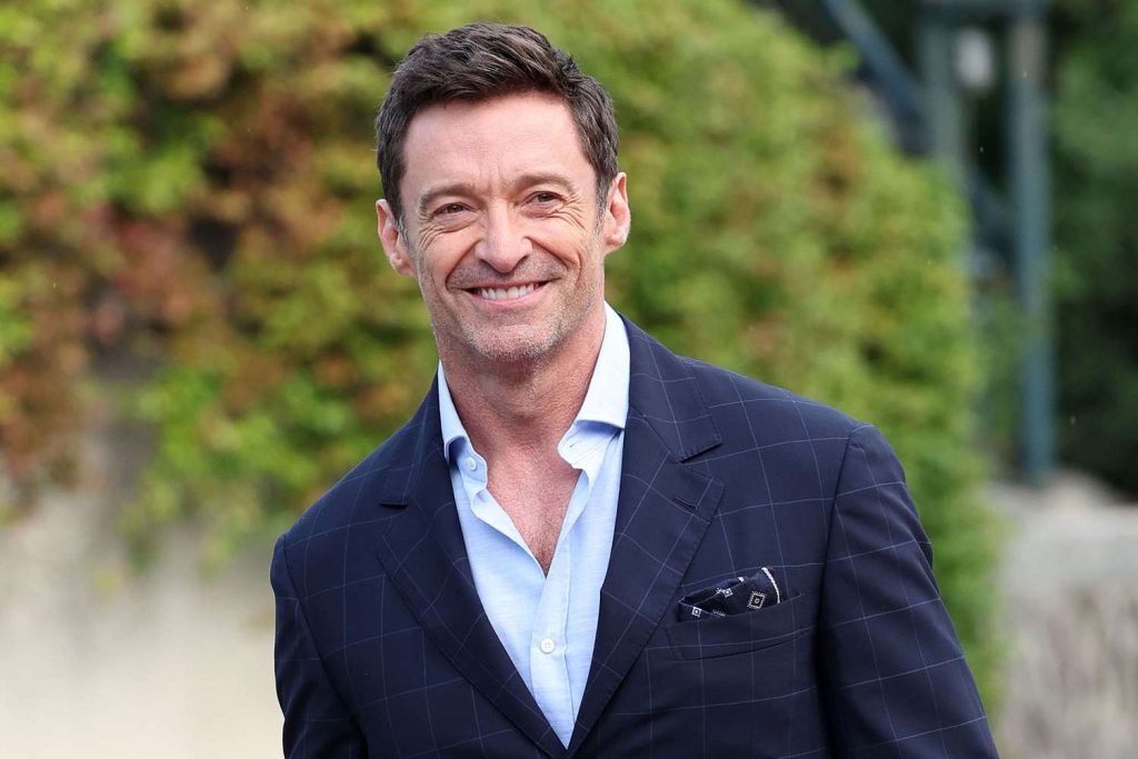 Hugh Jackman aktor yang terkenal dengan aktingnya yang bagus dan suaranya yang merdu