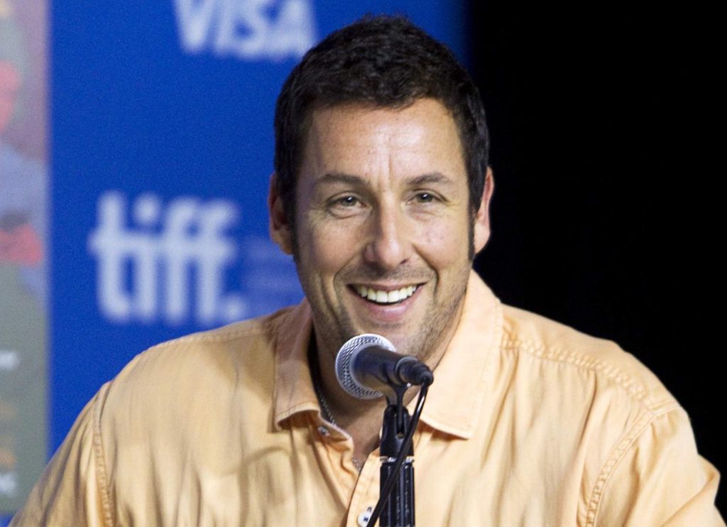 Adam Richard Sandler Komedi Lokal Menjadi Komedi Hollywood