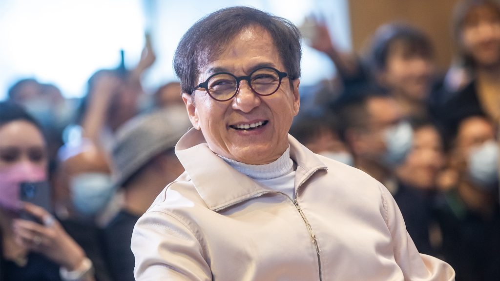 Jackie Chan yang kini sudah menginjak usia 70 tahun