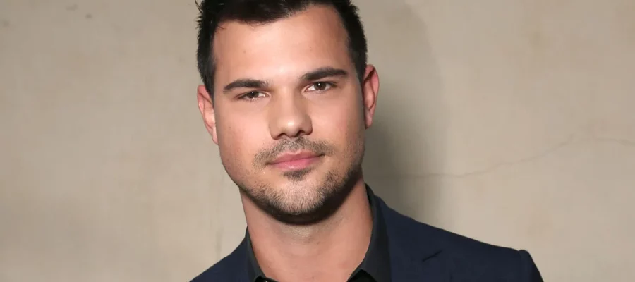 Taylor Lautner